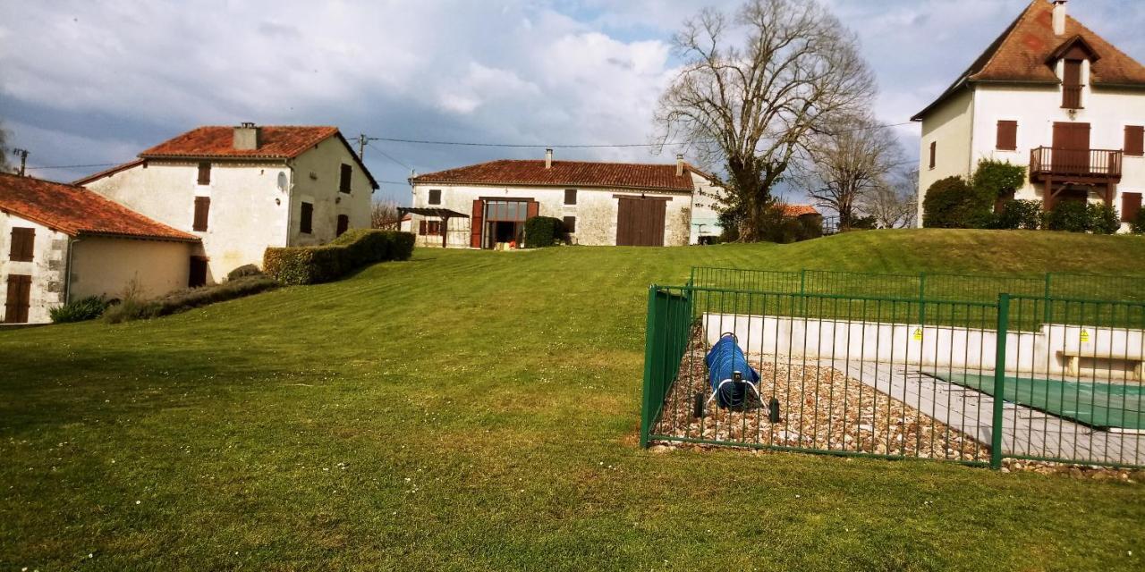 La Tranquillite, Coutancie Villa Nanteuil-Auriac-de-Bourzac Bagian luar foto